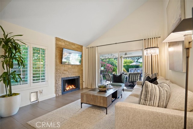 Detail Gallery Image 20 of 75 For 6617 Oak Forest Dr, Oak Park,  CA 91377 - 3 Beds | 2/1 Baths
