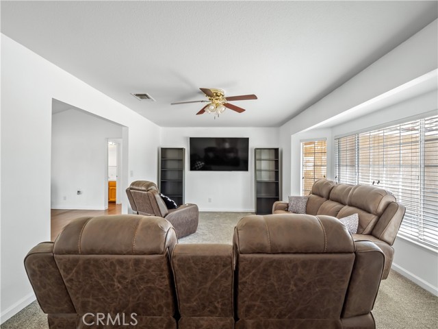 16099 Karen Road, Madera CA: https://media.crmls.org/medias/d2f87787-c370-4d9f-8c3b-f5277809ba34.jpg