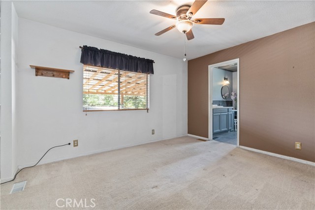 5825 Deer Creek Way, Paso Robles CA: https://media.crmls.org/medias/d2f88370-65ec-46d9-a550-5a0a3bbc2041.jpg