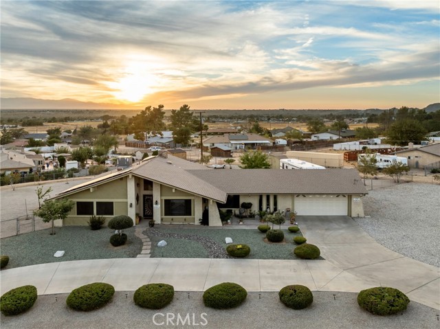 Detail Gallery Image 1 of 36 For 14790 Kokomo Rd, Apple Valley,  CA 92307 - 3 Beds | 2 Baths