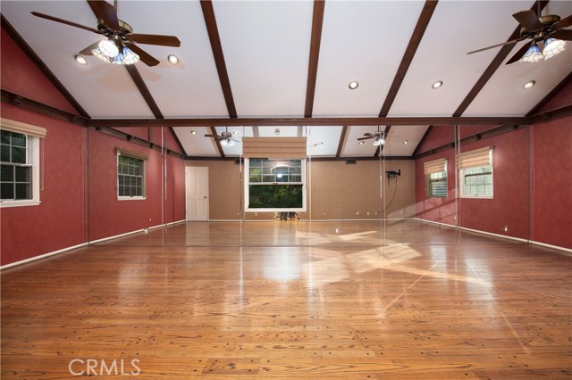 Image 17 of 32 For 1141 Rodeo Road