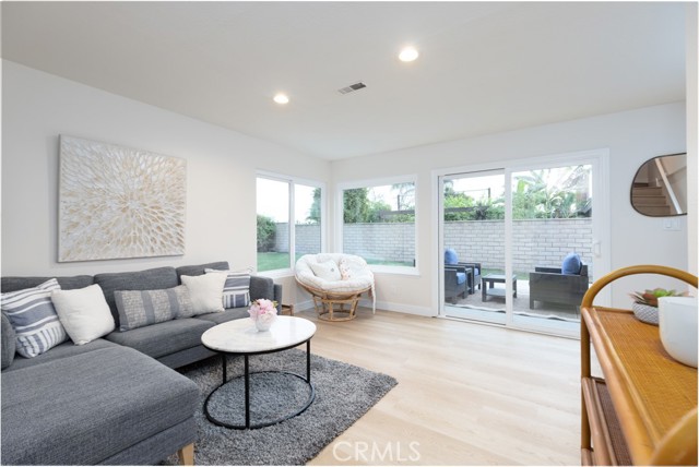 24595 Alcoba Drive, Mission Viejo CA: https://media.crmls.org/medias/d2f98f7f-b4a0-454d-bfb6-fc9f128832eb.jpg