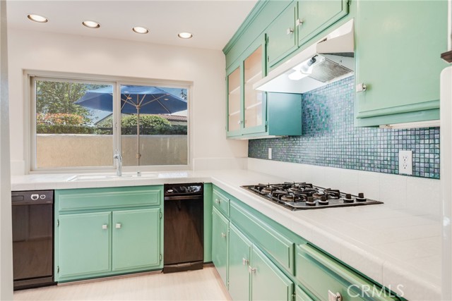 26 Sycamore Lane, Rolling Hills Estates, California 90274, 3 Bedrooms Bedrooms, ,1 BathroomBathrooms,Residential,Sold,Sycamore,PV22134023