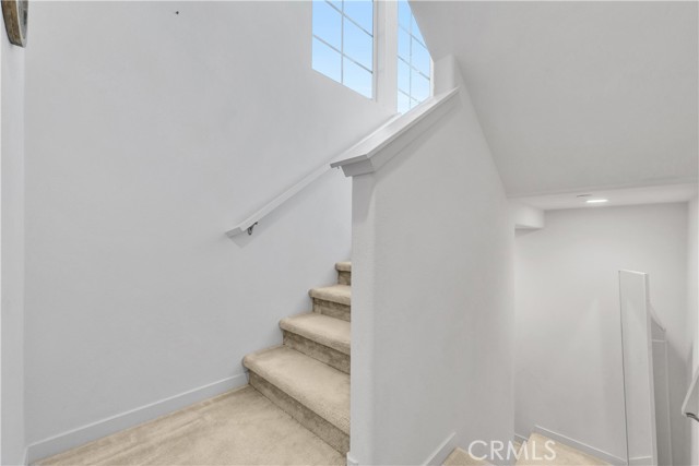 Detail Gallery Image 14 of 26 For 16272 Meadowhouse, Chino,  CA 91708 - 3 Beds | 3/1 Baths