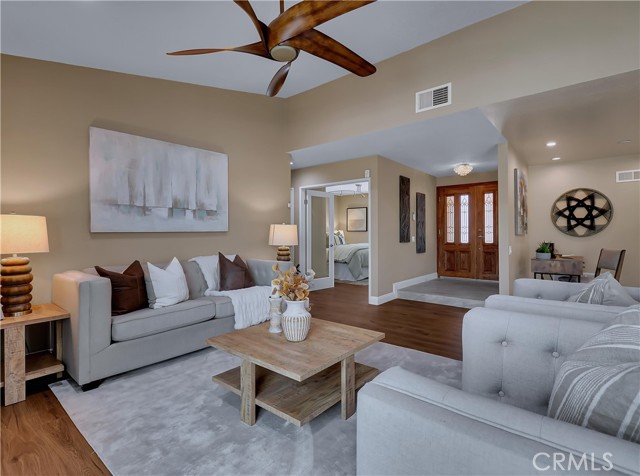 22182 Platino, Mission Viejo CA: https://media.crmls.org/medias/d2fb42bf-76b2-4565-8c7c-02d86c10f447.jpg