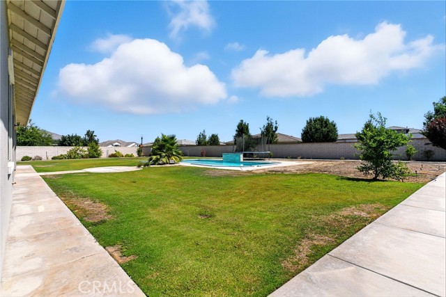 Detail Gallery Image 40 of 46 For 12303 Hemmerling Ln, Bakersfield,  CA 93311 - 4 Beds | 4 Baths