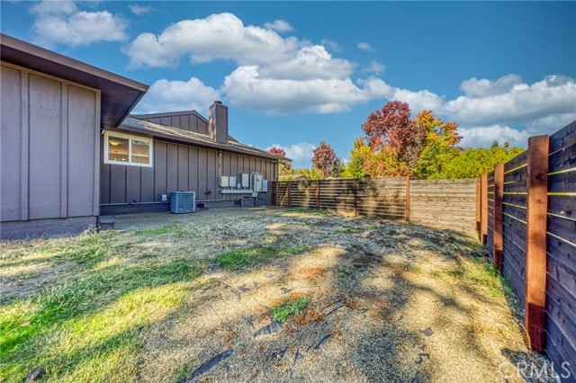 Detail Gallery Image 37 of 41 For 671 19th St, Lakeport,  CA 95453 - 3 Beds | 2 Baths