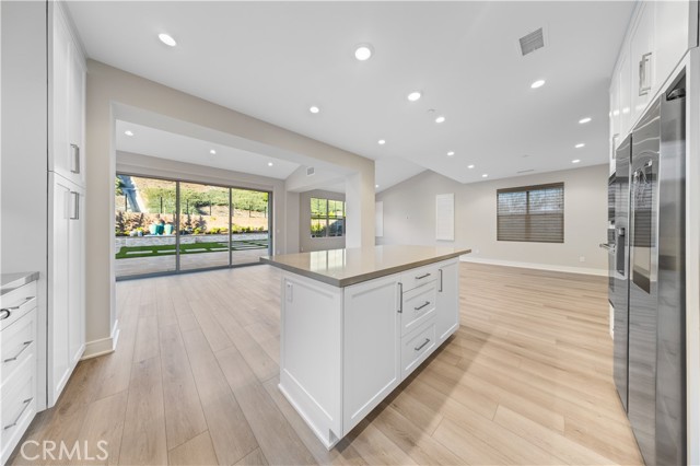 Detail Gallery Image 10 of 36 For 130 Mezza Luna, Irvine,  CA 92602 - 4 Beds | 3 Baths