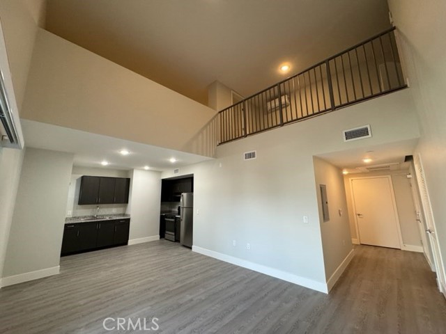 Detail Gallery Image 3 of 9 For 1001 W Mission Bld #501,  Ontario,  CA 91762 - 1 Beds | 1 Baths