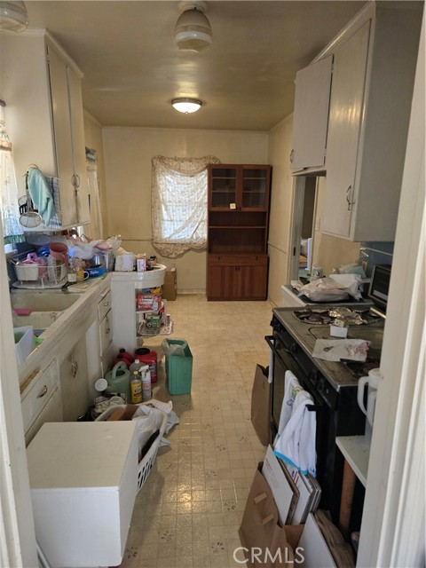 806 West Markland photo 17