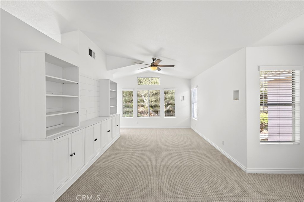 MLS #OC25229351 image #12