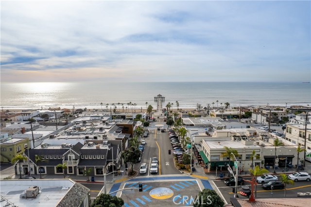 221 30th Street, Manhattan Beach, California 90266, 4 Bedrooms Bedrooms, ,4 BathroomsBathrooms,Residential,For Sale,30th,SB26047485