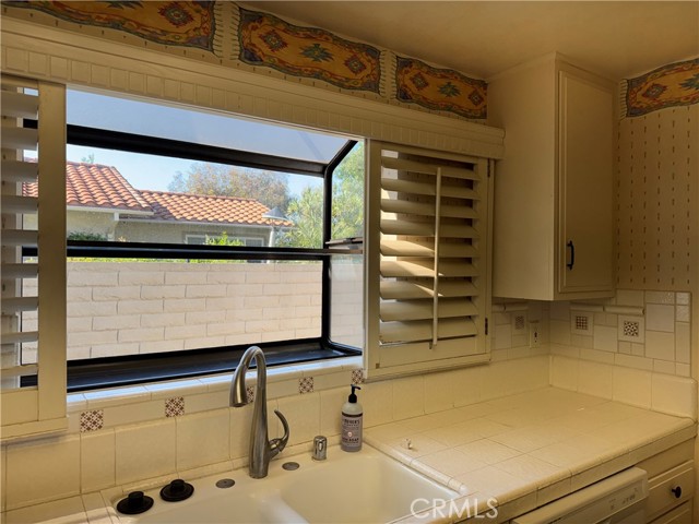 Detail Gallery Image 6 of 22 For 3065 via Serena a,  Laguna Woods,  CA 92637 - 2 Beds | 2 Baths