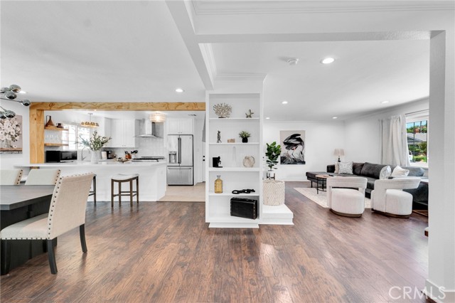 Detail Gallery Image 12 of 32 For 109 Triangle St, Thousand Oaks,  CA 91360 - 3 Beds | 2/1 Baths