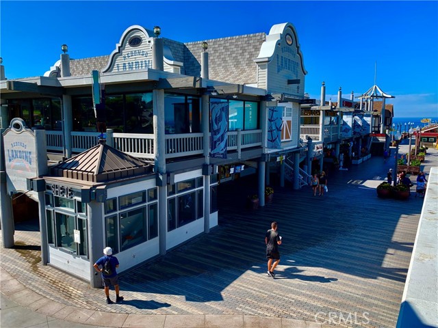 Redondo Beach Pier - Restaurants