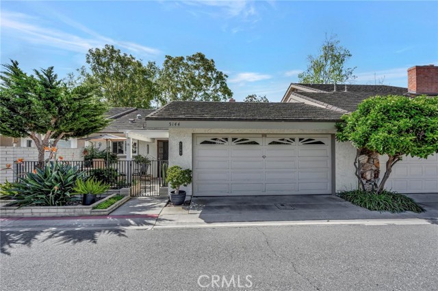 5144 Piccadilly Circle, Westminster, CA 92683