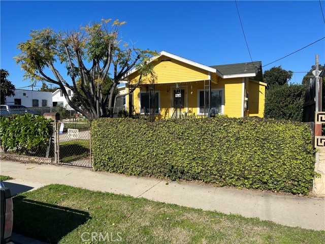 Detail Gallery Image 1 of 3 For 4635 Hammel St, Los Angeles,  CA 90022 - 2 Beds | 1 Baths