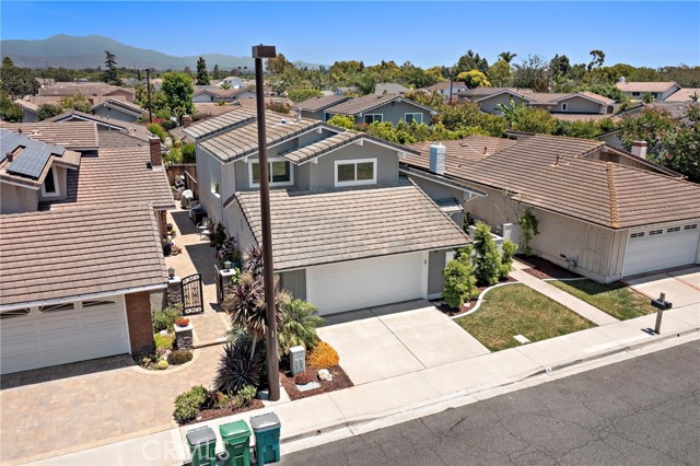 16 Bluejay, Irvine CA: https://media.crmls.org/medias/d3017e06-703d-46a1-ae2d-29ad8c3a98d4.jpg