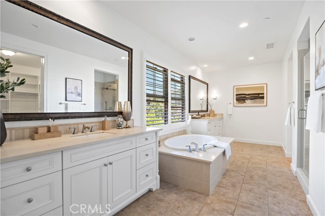 79 Rossmore, Irvine CA: https://media.crmls.org/medias/d301a514-8400-4c8a-ad3a-b62bbede580e.jpg