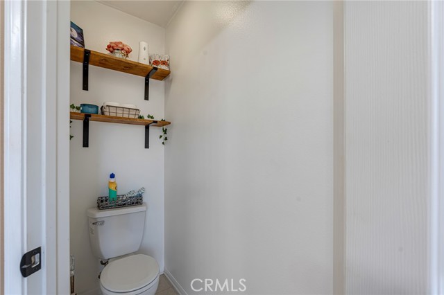 Detail Gallery Image 25 of 35 For 33129 Shoreline Dr, Lake Elsinore,  CA 92530 - 5 Beds | 3 Baths