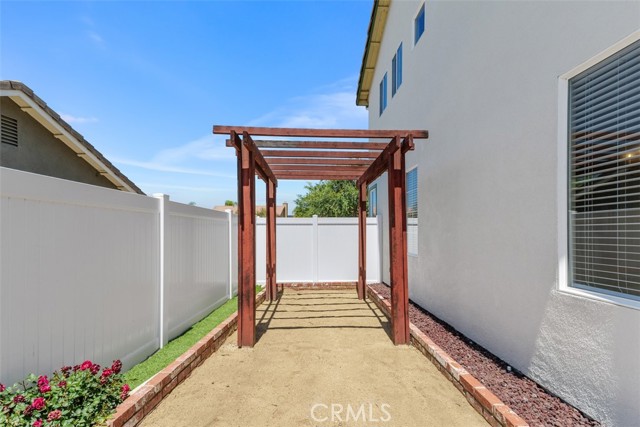 Detail Gallery Image 30 of 33 For 39908 Candy Apple Way, Murrieta,  CA 92562 - 4 Beds | 2/1 Baths