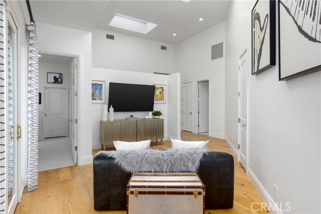 Image 34 of 70 For 8 Palomino  