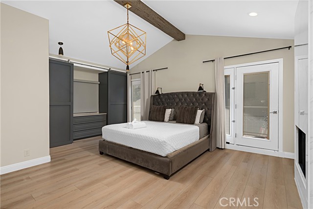 Detail Gallery Image 17 of 37 For 21047 Dumetz Rd, Woodland Hills,  CA 91364 - 4 Beds | 5 Baths