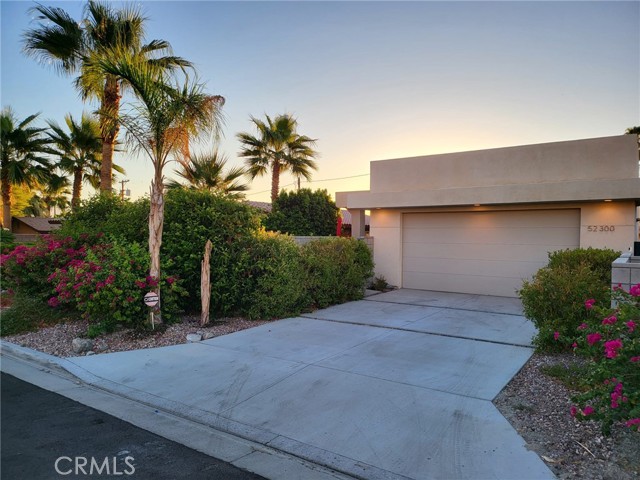 52300 Avenida Velasco, La Quinta CA: https://media.crmls.org/medias/d3024216-bbed-4ca5-9e6b-6840dbf213e4.jpg