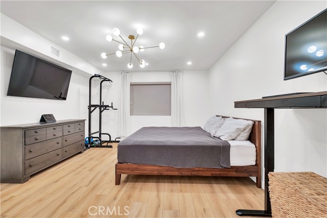 Detail Gallery Image 26 of 42 For 745 Main, El Segundo,  CA 90245 - 2 Beds | 2 Baths