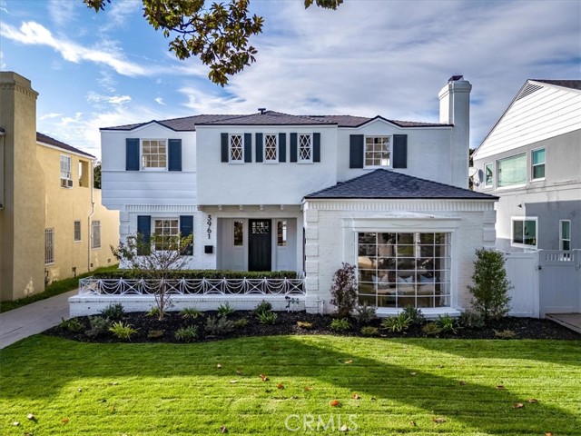 Detail Gallery Image 3 of 42 For 3961 Hepburn Ave, Los Angeles,  CA 90008 - 2 Beds | 2 Baths