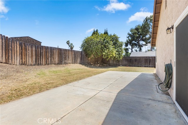 11050 Davis Street, Moreno Valley CA: https://media.crmls.org/medias/d30275bf-c9b4-4ed8-8430-06d6a95409f9.jpg