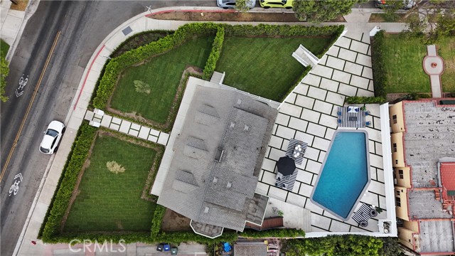 430 W Kenneth Road, Glendale CA: https://media.crmls.org/medias/d302820a-876d-4e4a-bc8d-541d9ba042a1.jpg