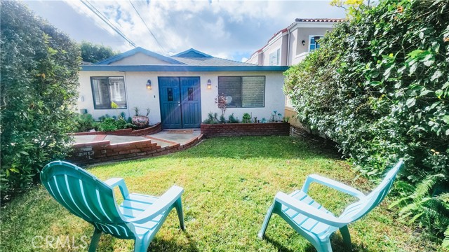 1034 Avenue A, Redondo Beach, California 90277, 2 Bedrooms Bedrooms, ,1 BathroomBathrooms,Residential,Sold,Avenue A,PV24028520