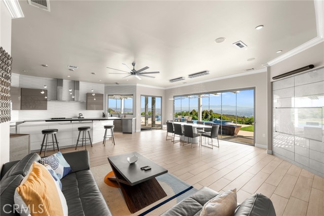 28282 Sycamore Mesa Road, Temecula CA: https://media.crmls.org/medias/d3033748-dcb2-4925-a640-7176909ce183.jpg