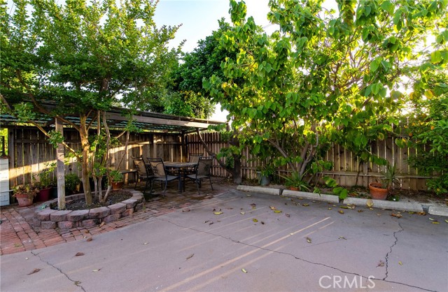 Detail Gallery Image 28 of 41 For 3301 Grayburn Rd, Pasadena,  CA 91107 - 3 Beds | 2/1 Baths