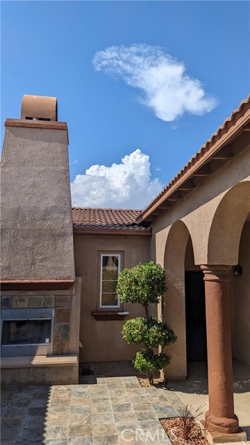 6738 Serrano Avenue, Hesperia CA: https://media.crmls.org/medias/d30411a5-1533-4c3f-9068-43e380f53415.jpg