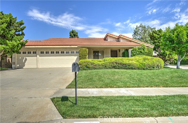 1800 Fairford Dr, Fullerton, CA 92833