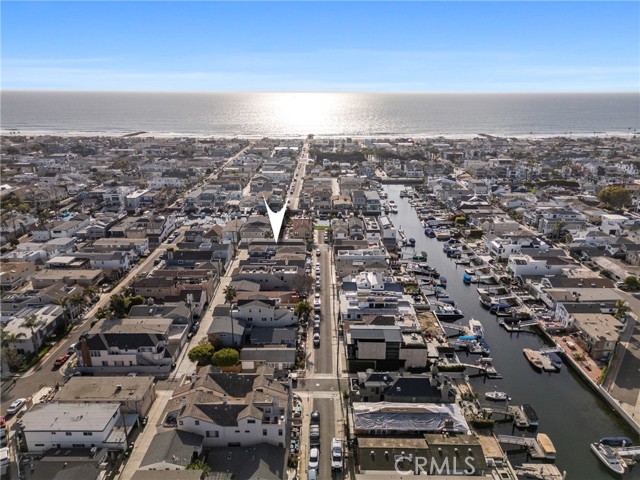 Detail Gallery Image 29 of 31 For 502 36th #B,  Newport Beach,  CA 92663 - 2 Beds | 1 Baths