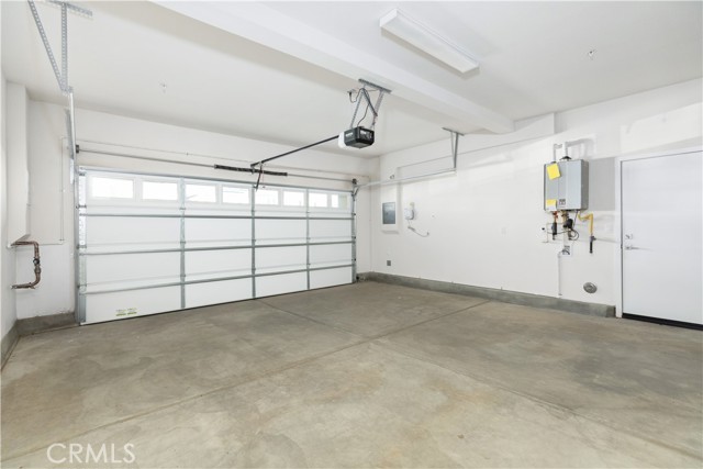 3-car garage