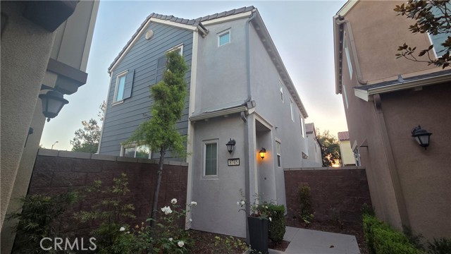 Front Image Thumbnail for CRHD25246451