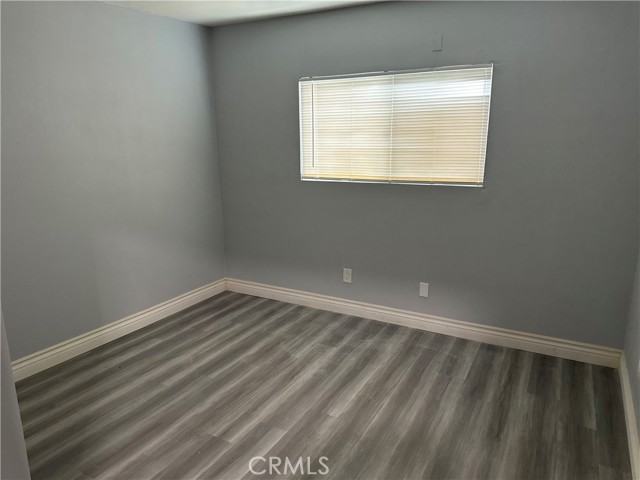 Detail Gallery Image 6 of 11 For 2161 Myrtle Ave, Long Beach,  CA 90806 - 4 Beds | 2 Baths