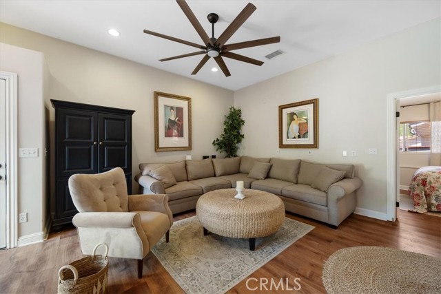 Detail Gallery Image 22 of 56 For 1040 Par Ave, Paso Robles,  CA 93446 - 3 Beds | 2/1 Baths