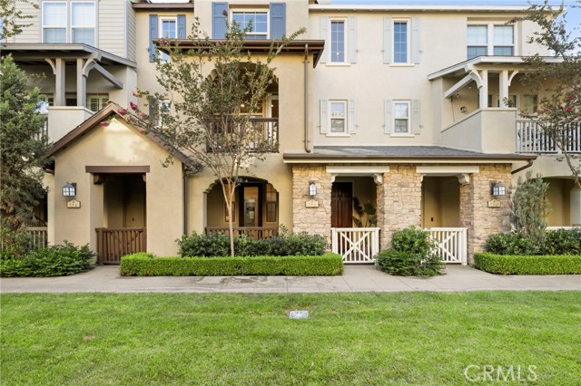 752 S Melrose Street, Anaheim CA: https://media.crmls.org/medias/d307d1e0-4524-40e3-899a-9a6171922f2f.jpg