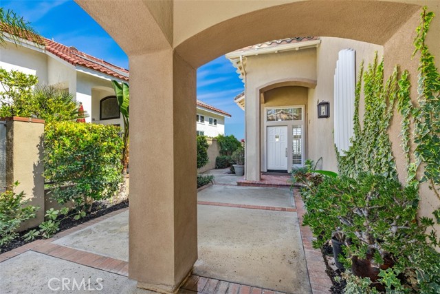 Detail Gallery Image 8 of 65 For 26582 Meadow Crest Drive, Laguna Hills,  CA 92653 - 4 Beds | 3 Baths