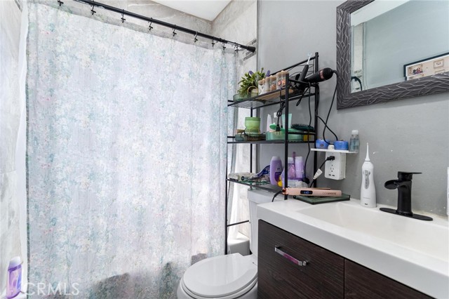 Detail Gallery Image 13 of 16 For 7206 Del Rosa Ave, San Bernardino,  CA 92404 - 3 Beds | 1 Baths