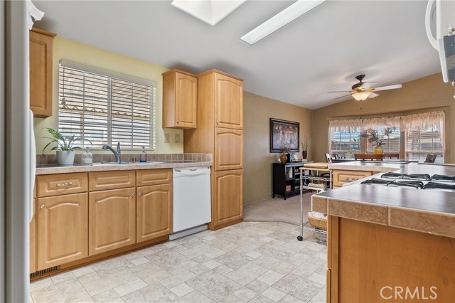 26311 Jackson Avenue, Murrieta CA: https://media.crmls.org/medias/d30a094b-bf83-498f-96ce-34dcaf6ba4d6.jpg