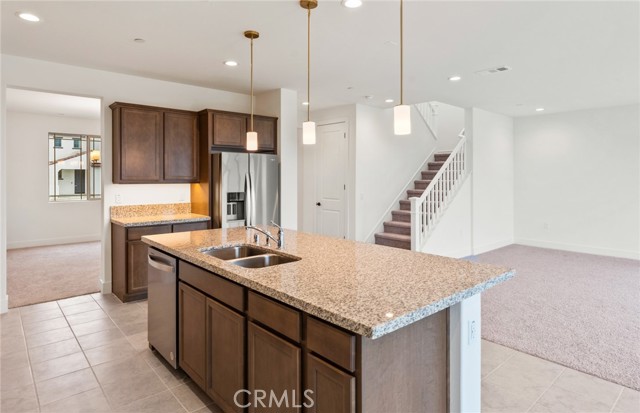 Detail Gallery Image 10 of 36 For 4083 Madonna Cir, Lake Elsinore,  CA 92530 - 6 Beds | 5 Baths