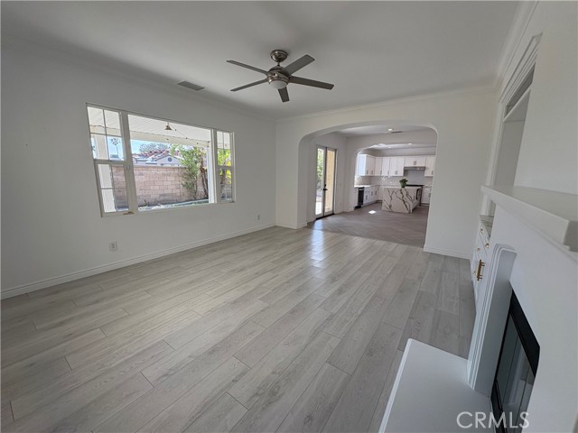 Detail Gallery Image 12 of 27 For 1324 S Swan Loop, Upland,  CA 91784 - 4 Beds | 3 Baths