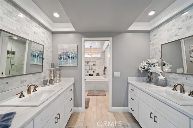 21291 Calle Recreo, Lake Forest CA: https://media.crmls.org/medias/d30b358d-aca8-4afa-920b-d3812c30e9dc.jpg