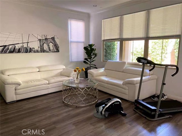 Detail Gallery Image 10 of 11 For 78 Birmingham, Irvine,  CA 92620 - 4 Beds | 3 Baths